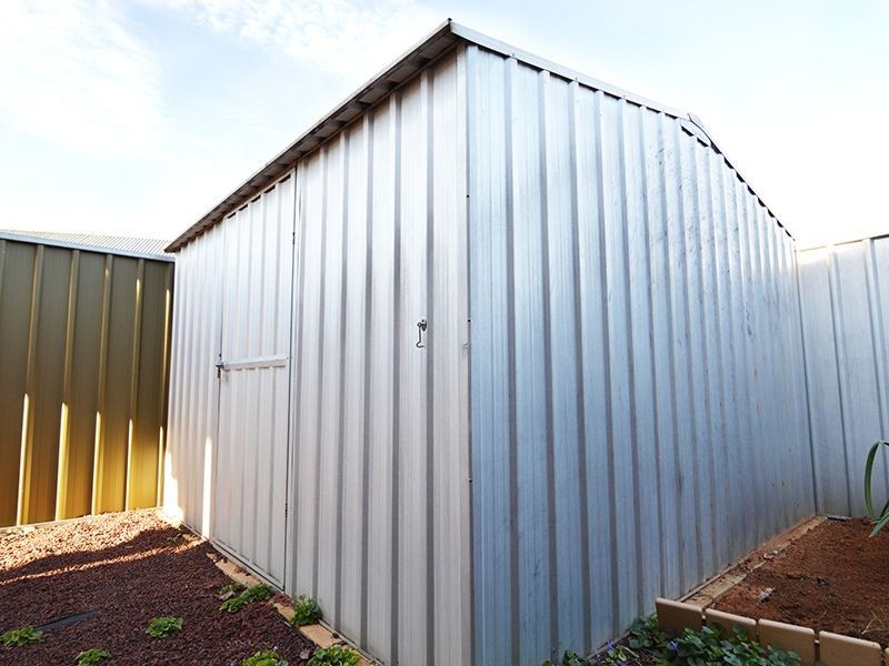 1/9 John Court, Irymple VIC 3498