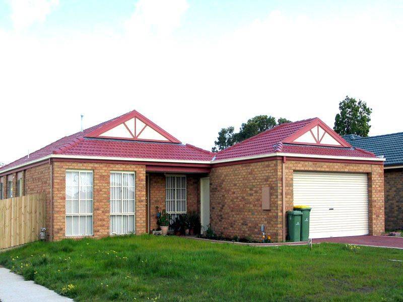 12 Gillian Place, Pakenham VIC 3810