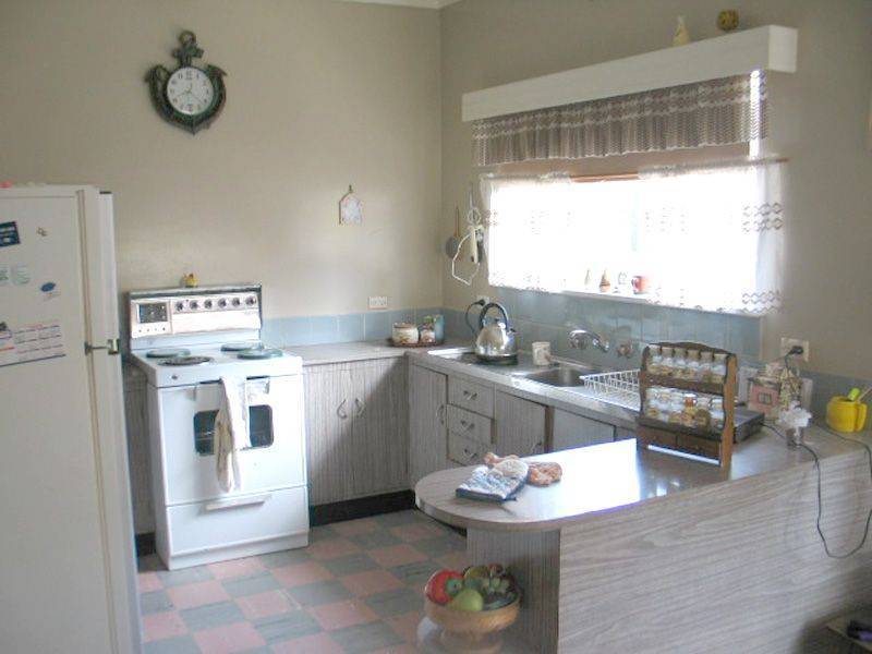 4 King Street, Pakenham VIC 3810