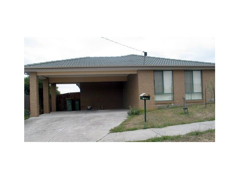 67 Eagle Drive, Pakenham VIC 3810