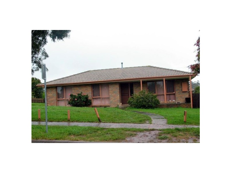106 Duncan Drive, Pakenham VIC 3810