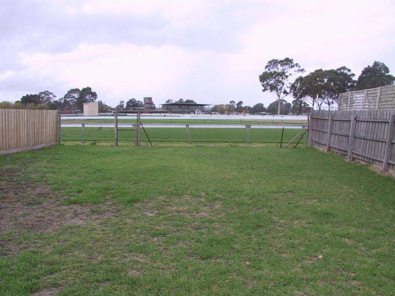 55 King Street, Pakenham VIC 3810
