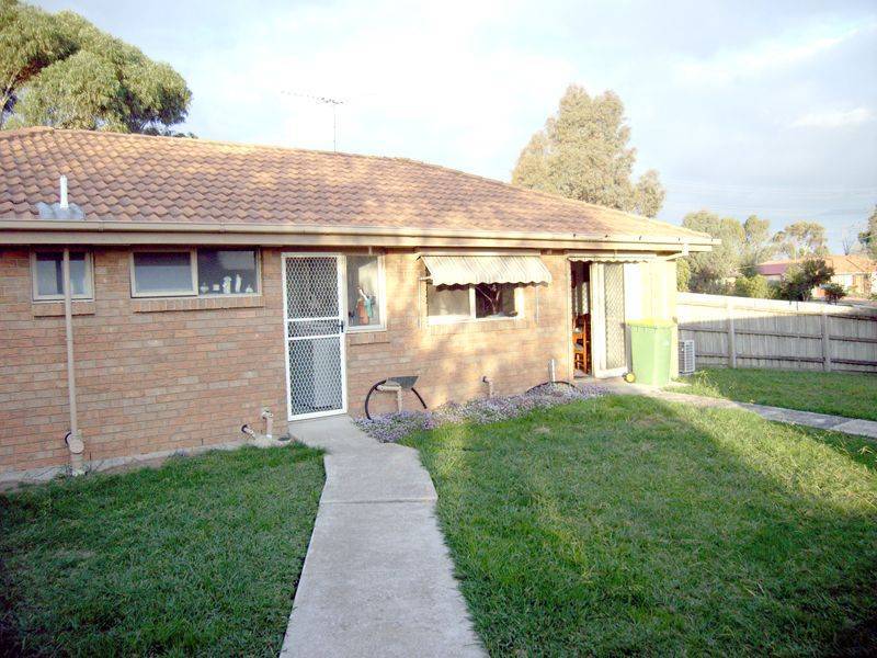 51 Barrington Drive, Pakenham VIC 3810
