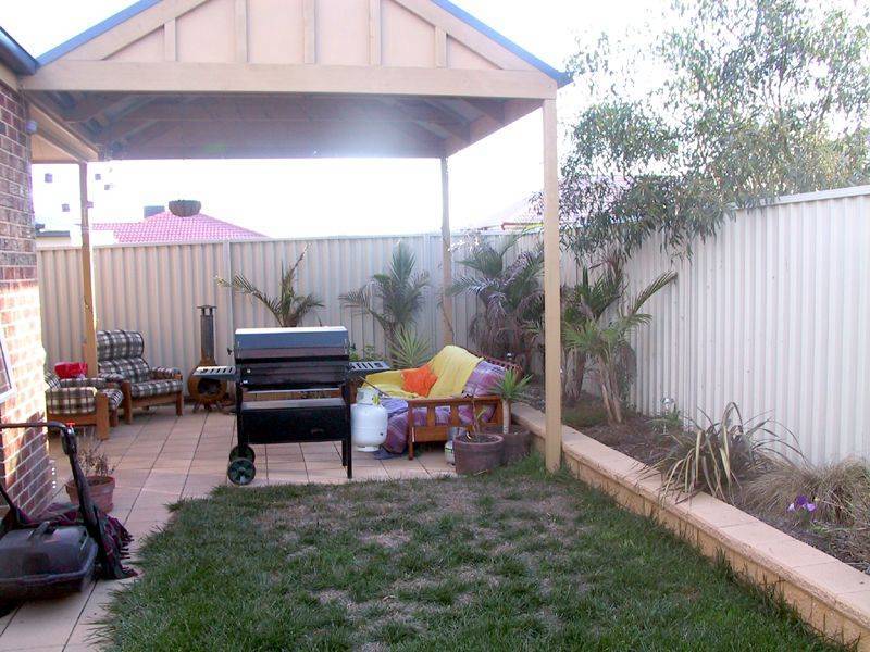 9 Pohlman Close, Pakenham VIC 3810