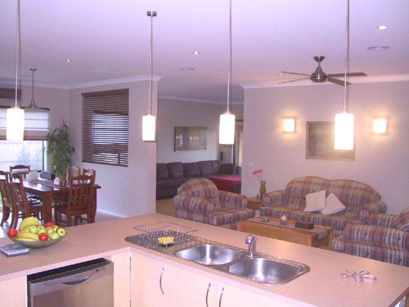 1 Murray Avenue, Pakenham VIC 3810