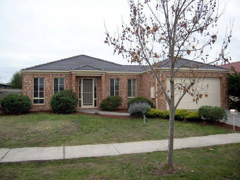 7 Park Boulevard, Pakenham VIC 3810