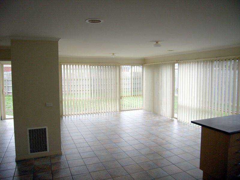 7 Park Boulevard, Pakenham VIC 3810