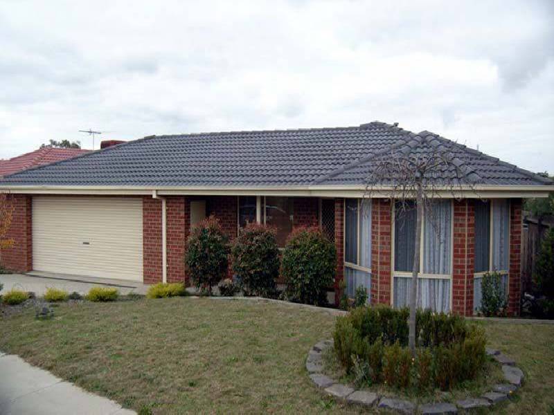 194 Racecourse Road North, Pakenham VIC 3810
