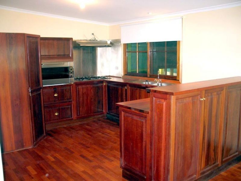 11 Gardenia Street, Pakenham VIC 3810