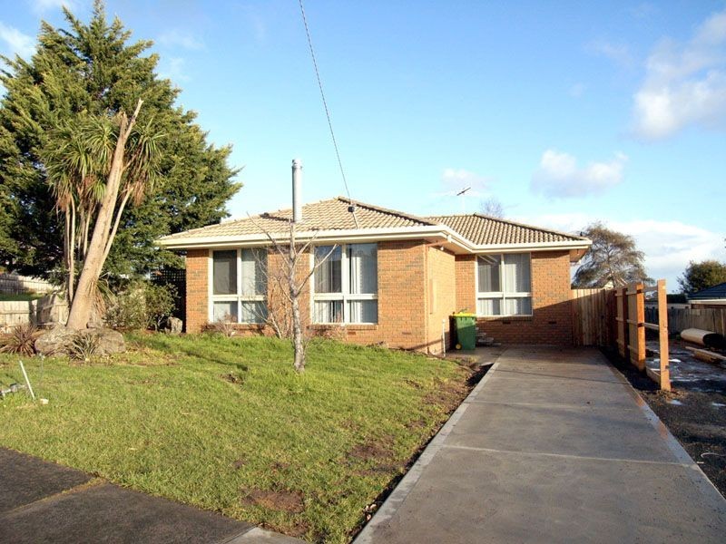 1/35 Eagle Drive, Pakenham VIC 3810