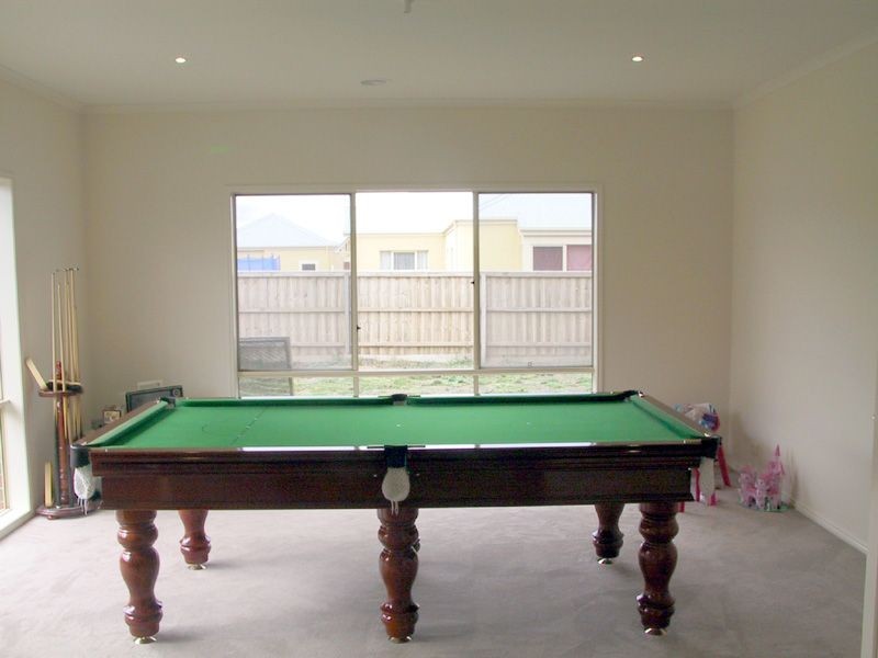 11 Riddell Grove, Pakenham VIC 3810