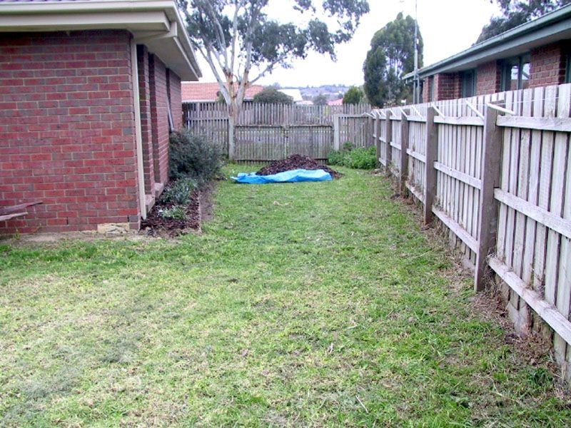 39 Barrington Drive, Pakenham VIC 3810