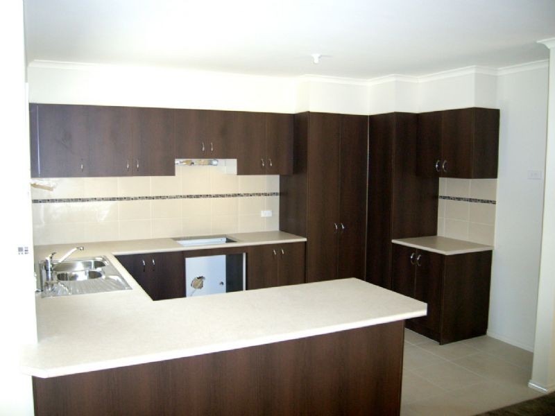 3/27-29 Rogers Street, Pakenham VIC 3810