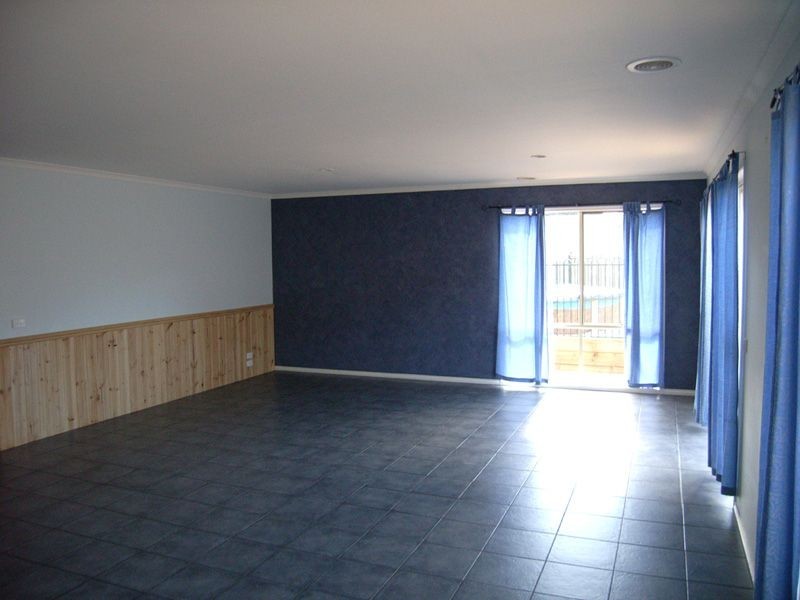 15 Jamie Court, Pakenham VIC 3810