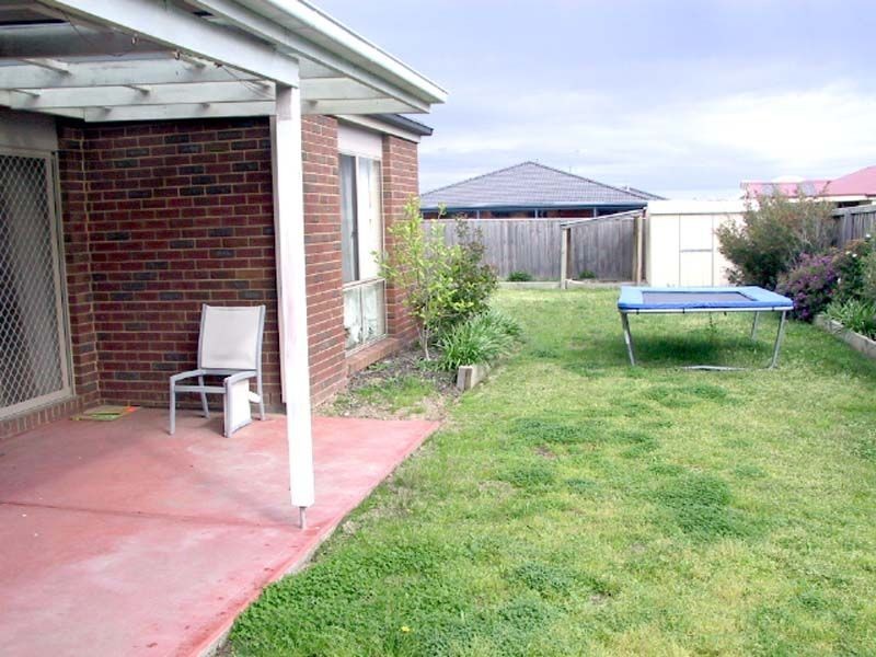 8 Shearers Court, Pakenham VIC 3810