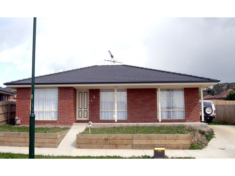 3 Torre Road, Pakenham VIC 3810