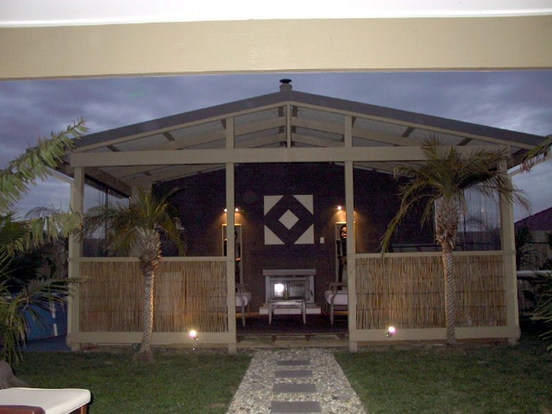 18 Honeyeater Way, Pakenham VIC 3810