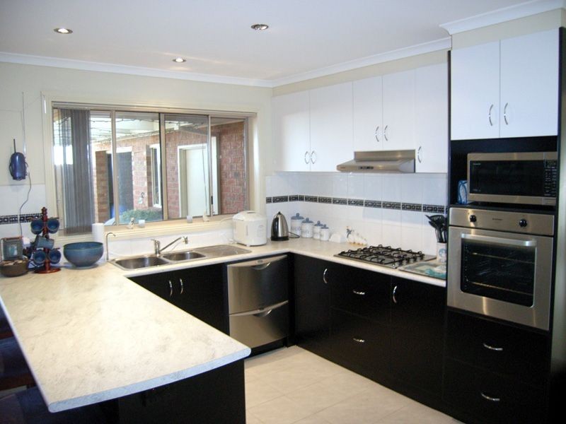 4 Toorang Court, Pakenham VIC 3810