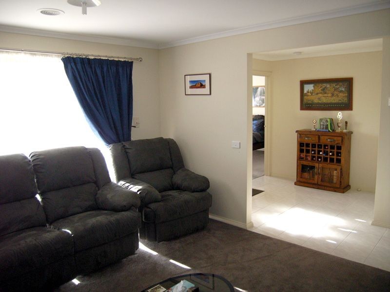 4 Toorang Court, Pakenham VIC 3810