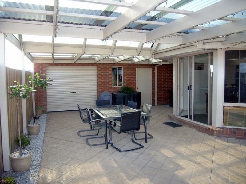 4 Toorang Court, Pakenham VIC 3810