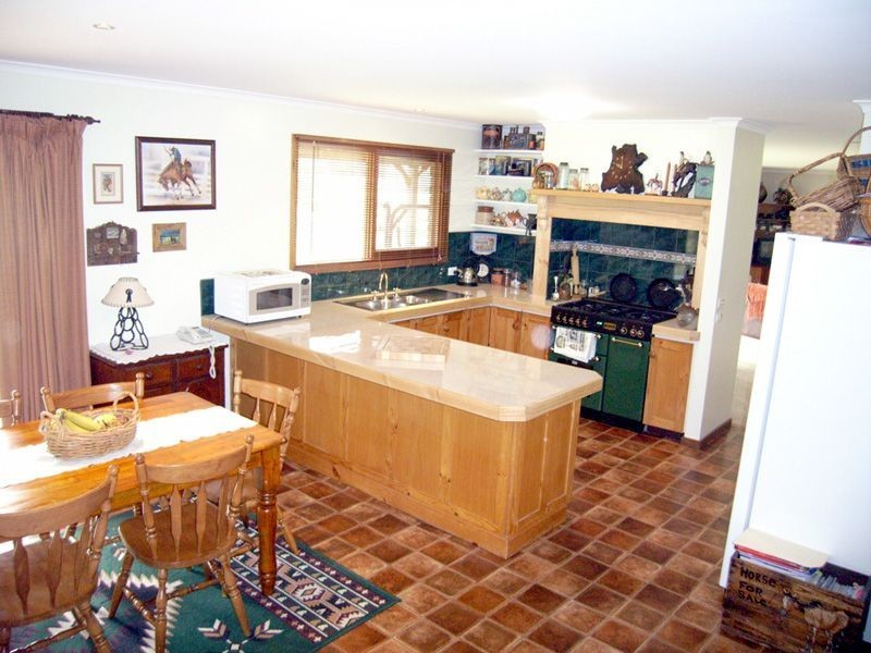 350 Sand Road, Longwarry VIC 3816