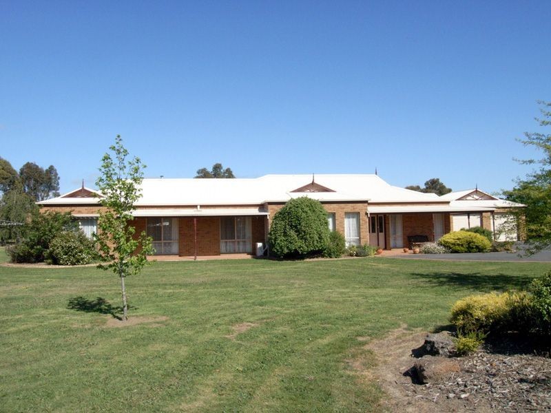 22 Meeking Drive, Pakenham VIC 3810