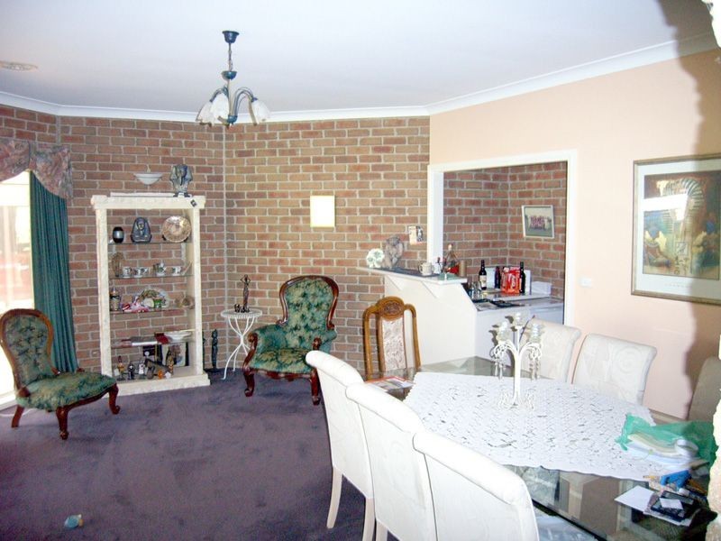 22 Meeking Drive, Pakenham VIC 3810