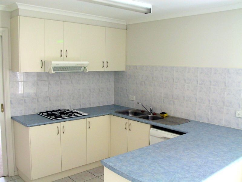 4 Stanton Court, Pakenham VIC 3810