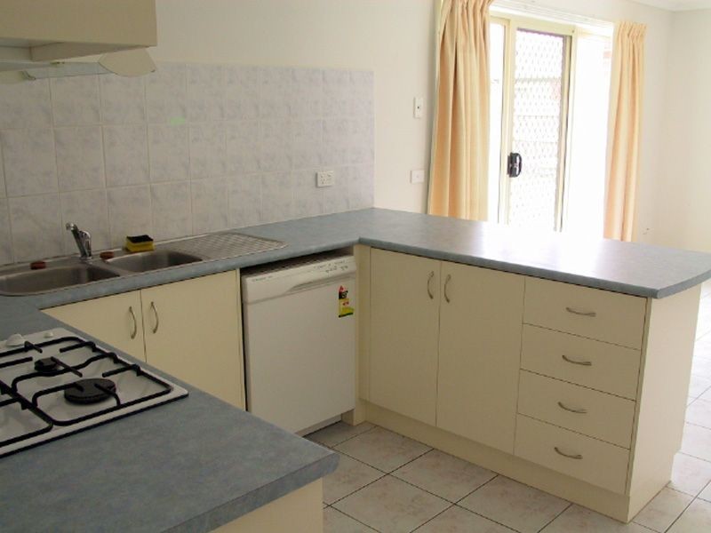 4 Stanton Court, Pakenham VIC 3810