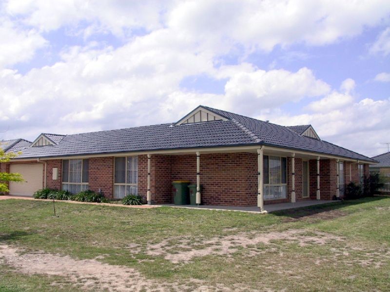 4 Stanton Court, Pakenham VIC 3810