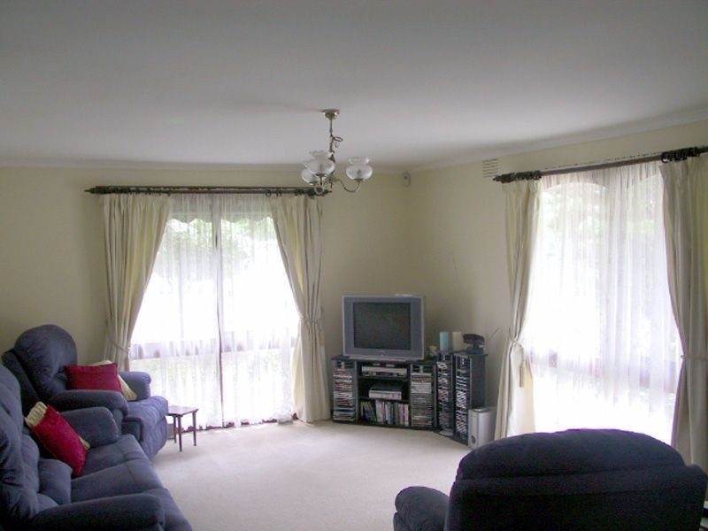 1 Carney Court, Pakenham VIC 3810