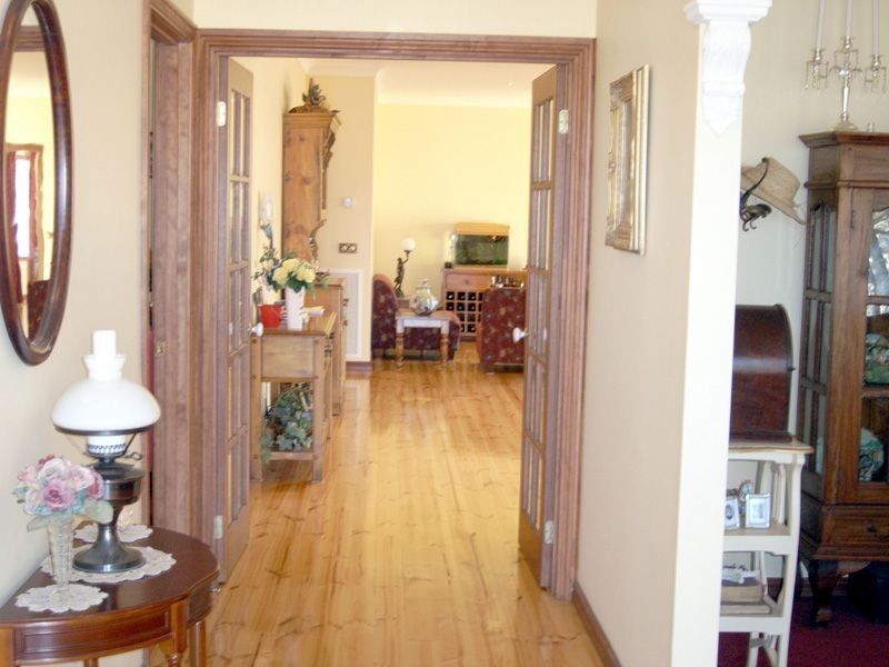 1 Henry Lawson Drive, Pakenham VIC 3810