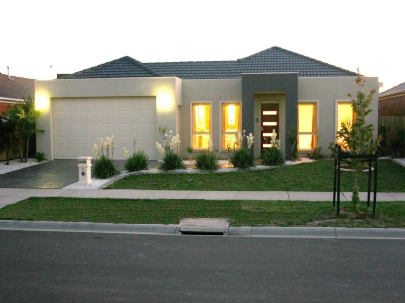 30 Camelia Way, Pakenham VIC 3810