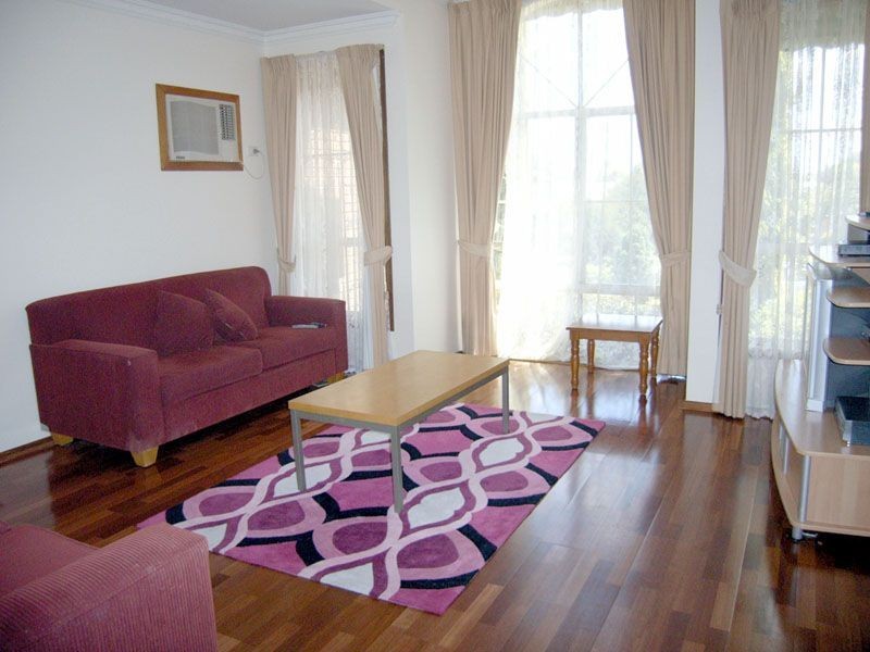 10 McNamara Court, Pakenham VIC 3810