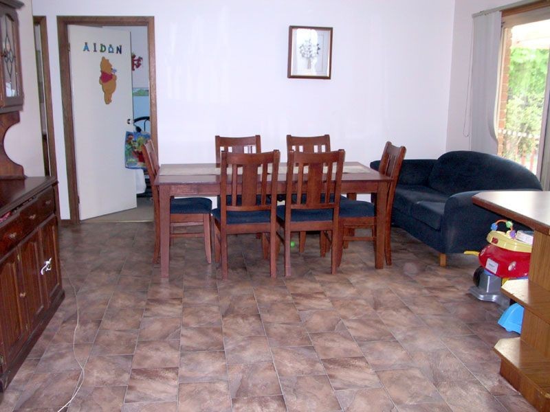 10 McNamara Court, Pakenham VIC 3810