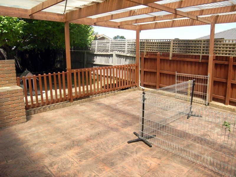 10 McNamara Court, Pakenham VIC 3810