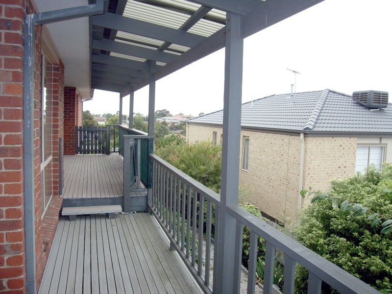 4 Ayr Court, Pakenham VIC 3810