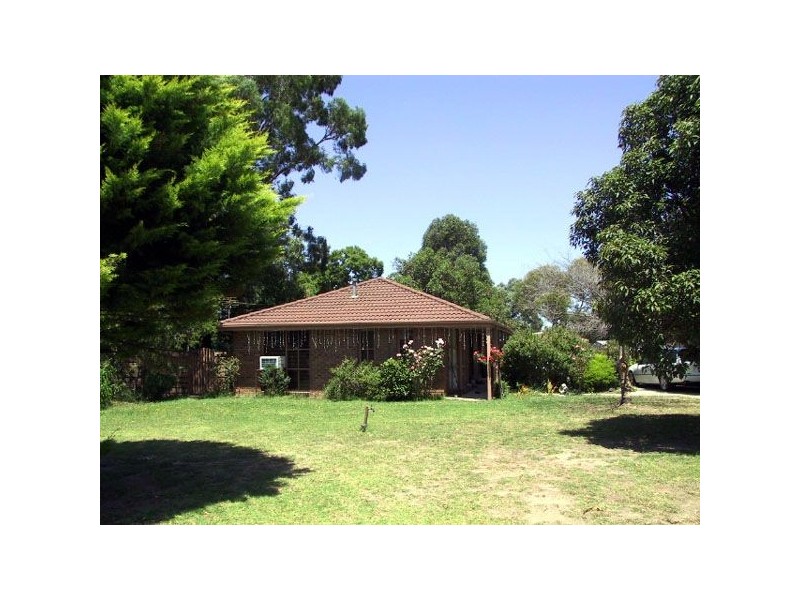 2 kylie Court, Pakenham VIC 3810