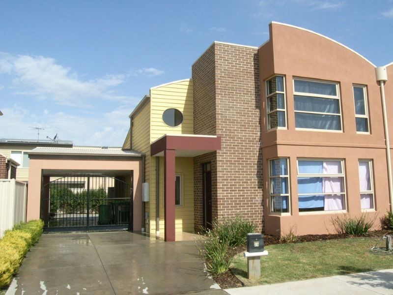 25 Flinders Chase, Pakenham VIC 3810