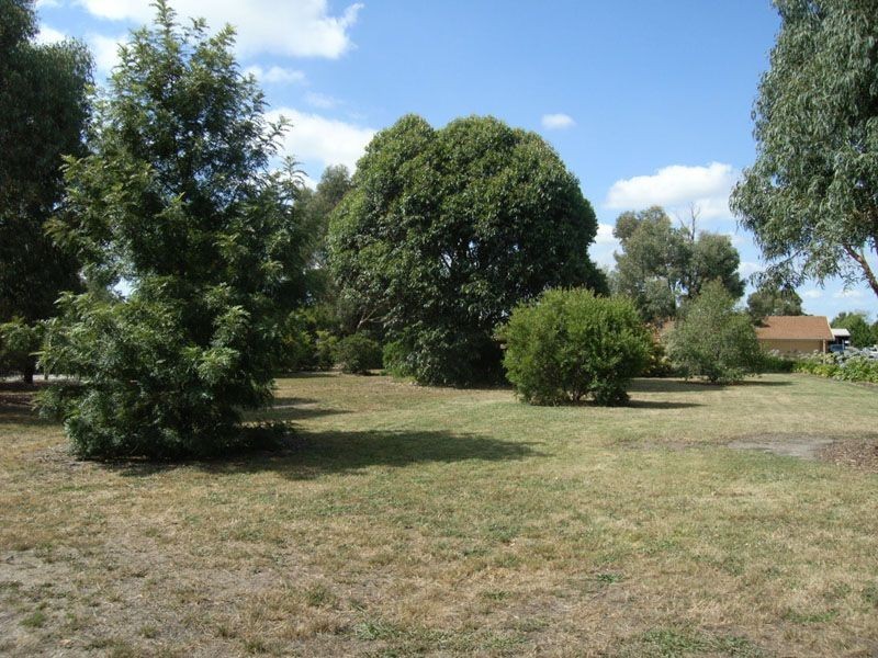 1 Meeking Drive, Pakenham VIC 3810