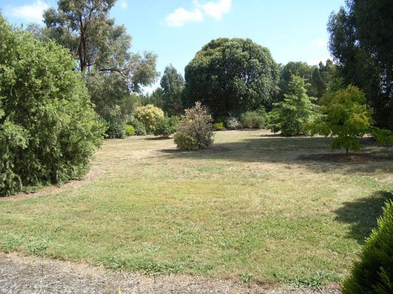 1 Meeking Drive, Pakenham VIC 3810