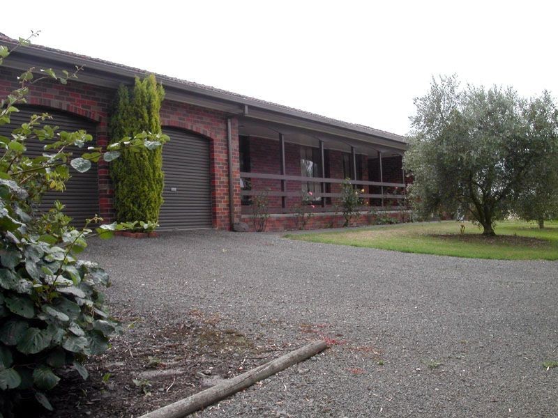 323 Coalville Road, Moe VIC 3825