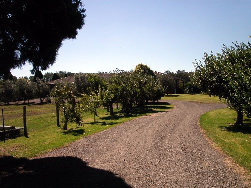 323 Coalville Road, Moe VIC 3825