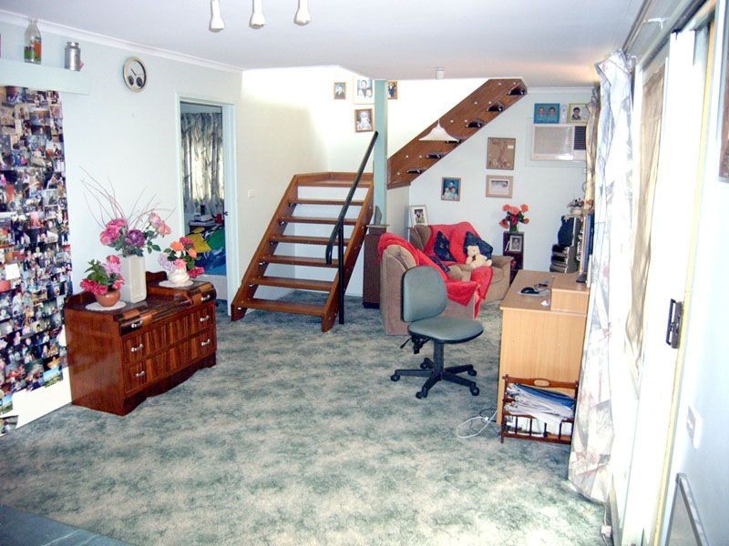 18 Kingston Avenue, Pakenham VIC 3810