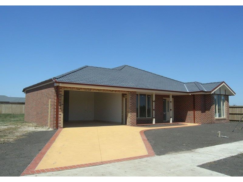 Lot 595 McCubbin Avenue, Pakenham VIC 3810