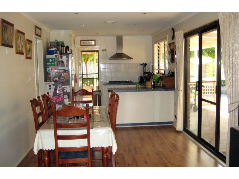 6 Emily Close, Pakenham VIC 3810