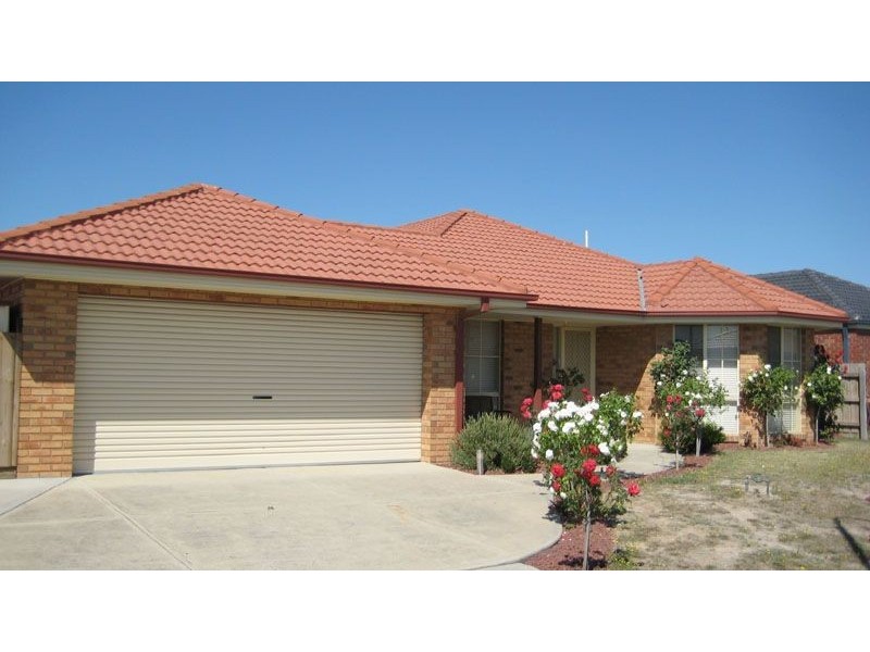 14 Mason Mews, Pakenham VIC 3810