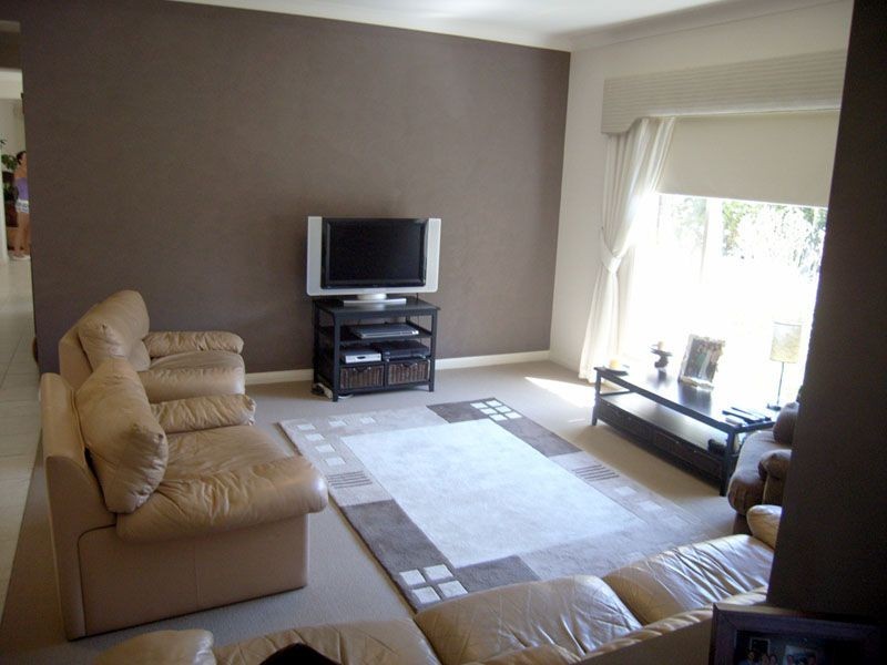 19 Colonial Way, Pakenham VIC 3810