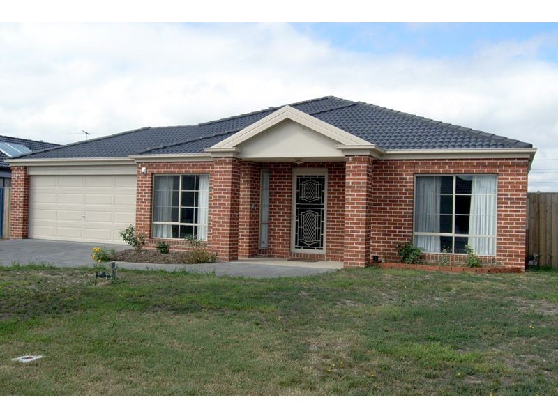 31 Mallee Circuit, Pakenham VIC 3810