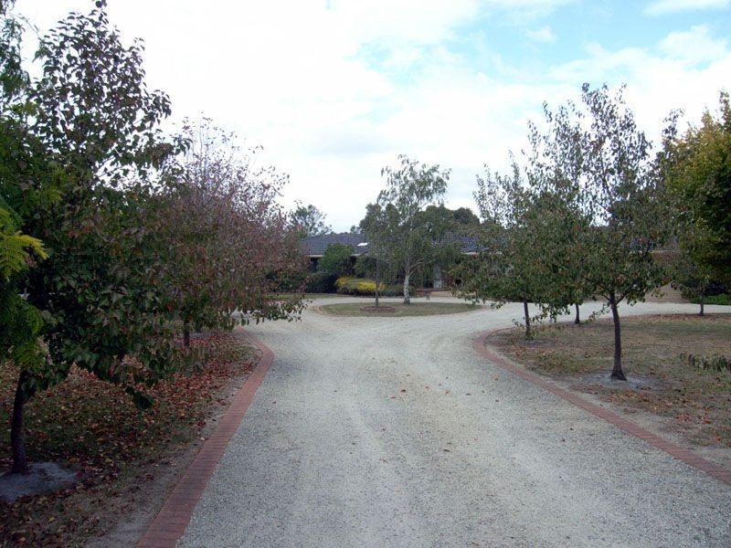 3 Meeking Drive, Pakenham VIC 3810